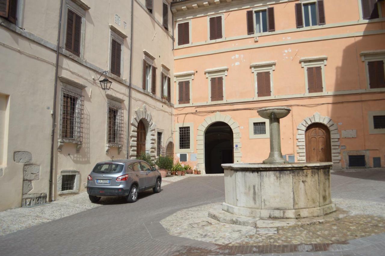 Appartamento In Centro Spoleto Eksteriør bilde